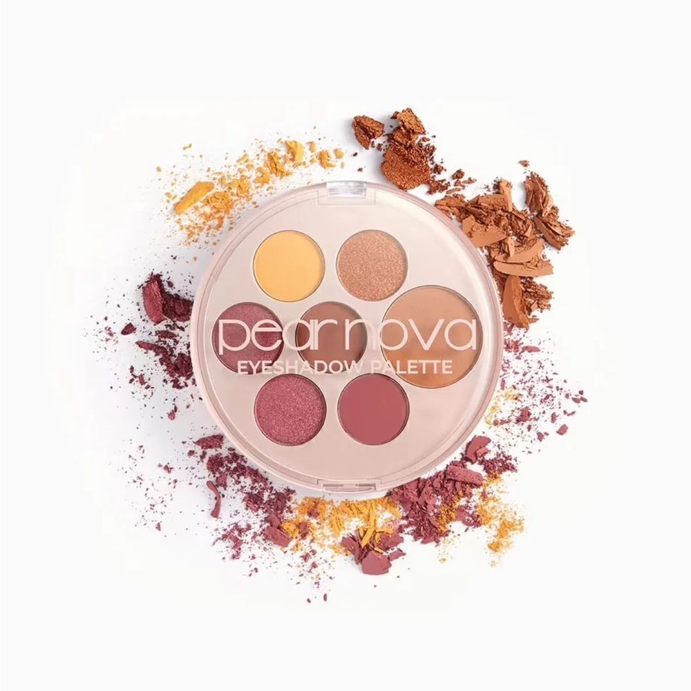 Pear Nova Eye Shadow Pallette NIB
